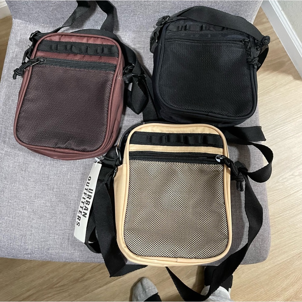 3 urban outfitters bags🔥